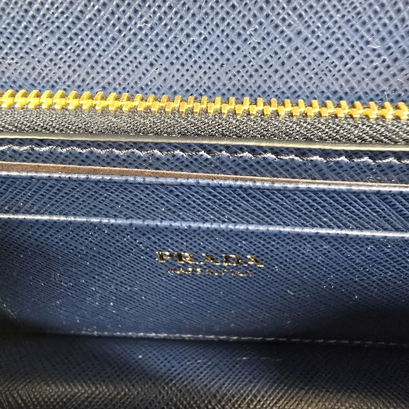 Prada Wallet on Chain/Clutch - Picture 11 of 13